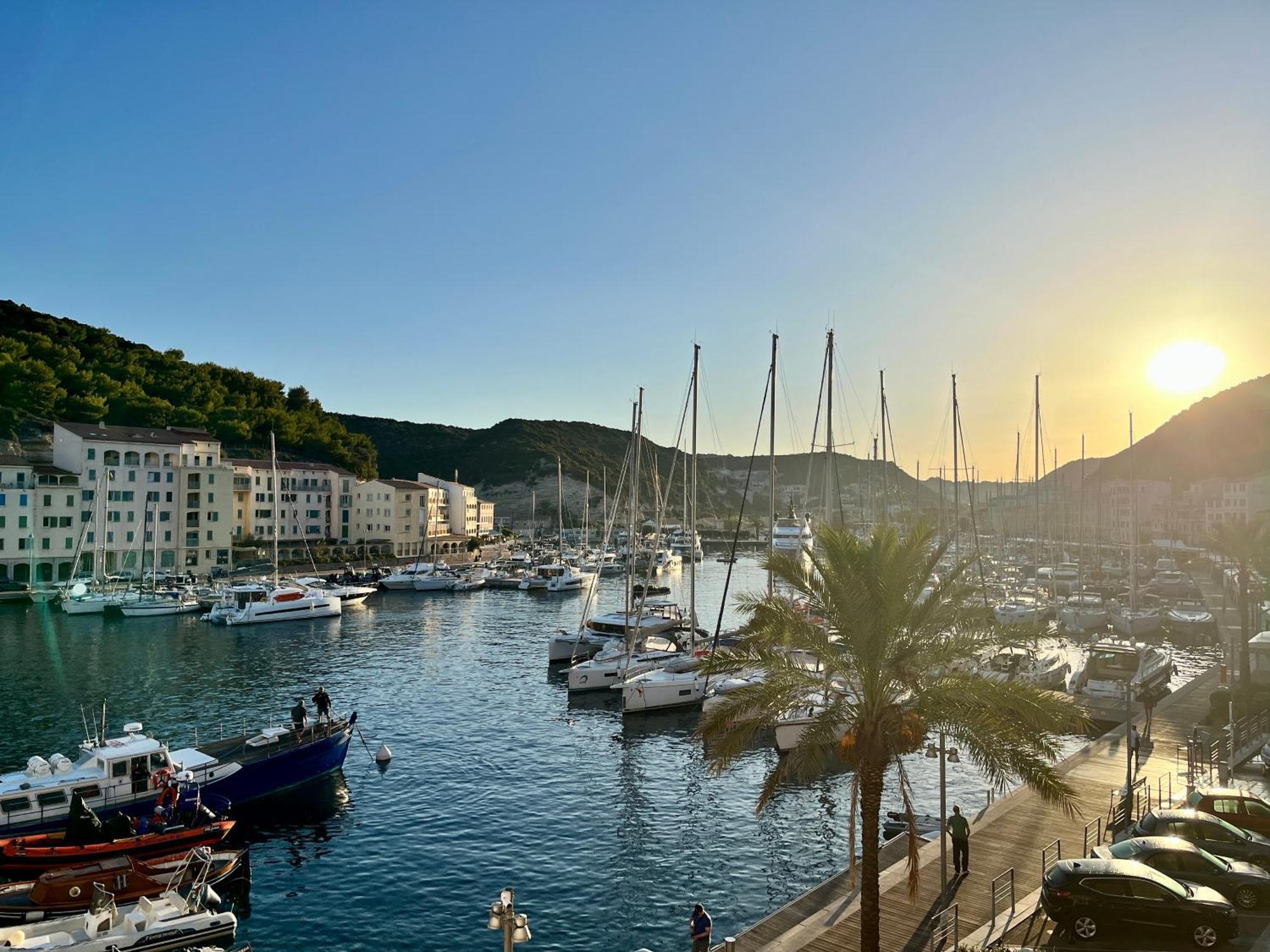 Joli T3 Sur Le Port De Bonifacio Avec Vue Mer Dış mekan fotoğraf